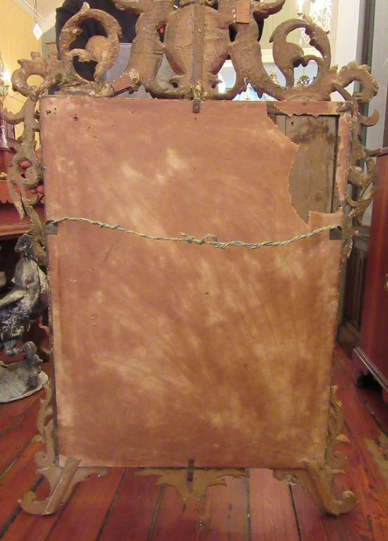 18th Century Italian Venetian Rococo Giltwood Mirror with Chinoiserie Details