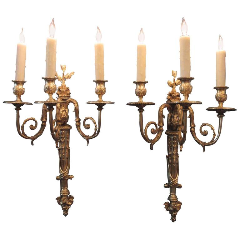 Pair of 19th Century French Régence Bronze Doré Sconces with Grapes