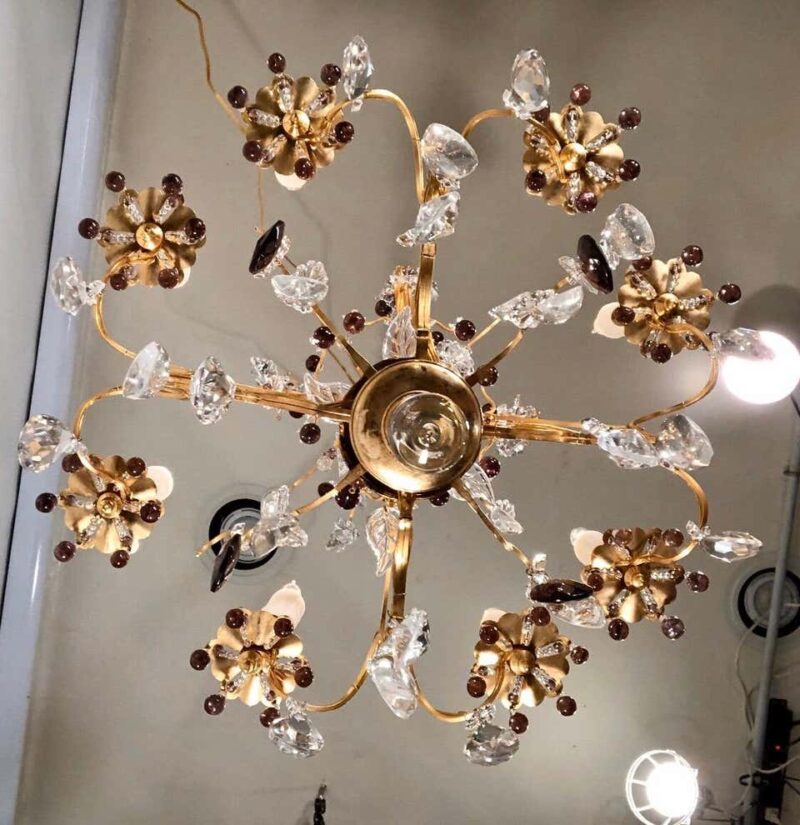 20th Century Gilt Bronze and Crystal Italian Chandelier - Image 8