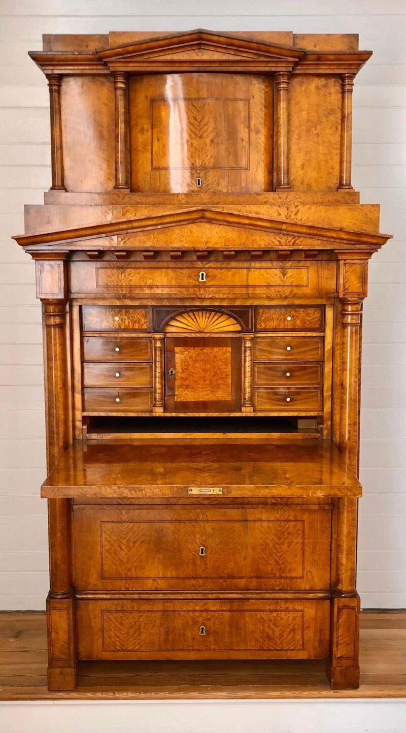 German Birchroot Biedermeier Abbatant With Architectural Pediment - Image 2