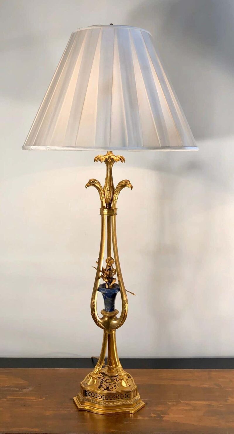 19th Century Pair of French Bronze Doré and Lapis Lamps with Eagle Heads - Image 2