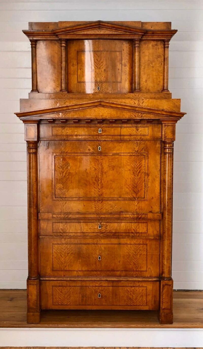 German Birchroot Biedermeier Abbatant With Architectural Pediment - Image 3