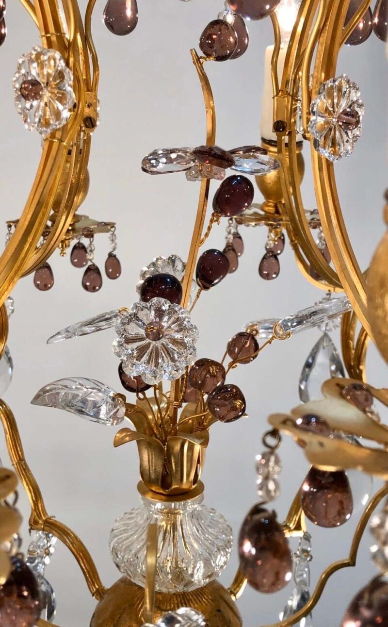 20th Century Gilt Bronze and Crystal Italian Chandelier - Image 4