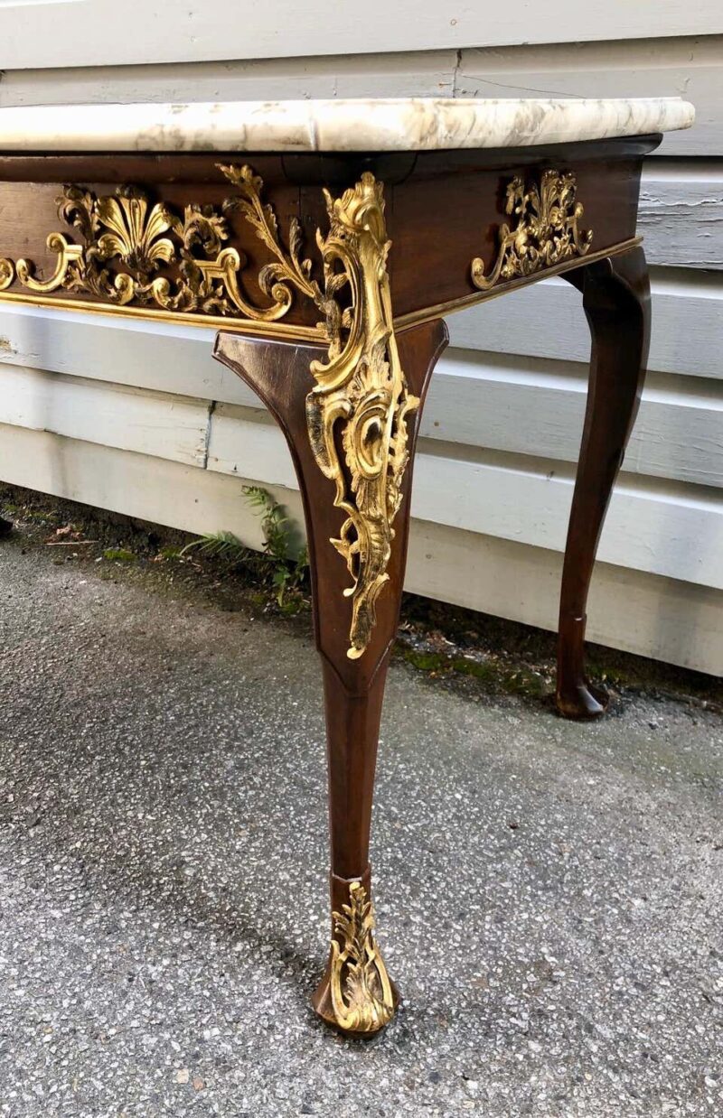 Malahide Castle George II Irish Marble-Top and Mahogany Console / Slab Table - Image 4